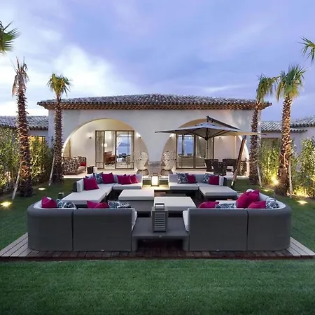Amazing Villa With Privat Pool In Saint-Tropez ベッド・アンド・ブレックファスト